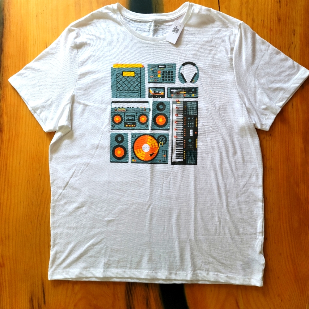 Old Navy Music Design T-shirt